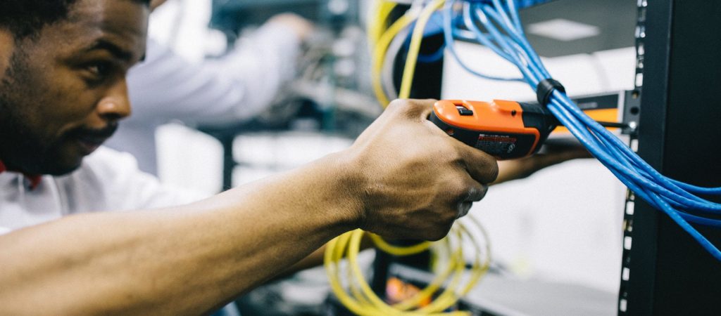 pexels-field-engineer-442151